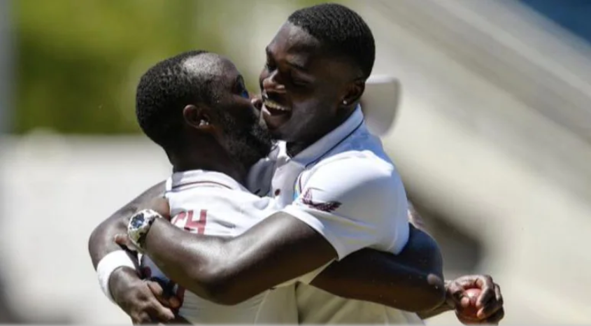 Roach, Seales guided WI to a thrilling one-wicket win over Pakistan