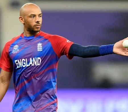 Tymal Mills ruled out of Right Thigh strain rule on the ongoing T20 WC