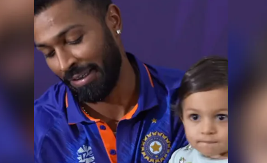 Hardik And Son Agastya Decided To Get Interviewed Together: Watch!
