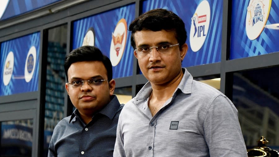 Sunil Gavaskar said ‘Sourav Ganguly should be asked why there is this discrepancy’