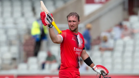 Liam Livingstone extends contract with Lancashire to the end of 2024