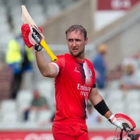 Liam Livingstone extends contract with Lancashire to the end of 2024