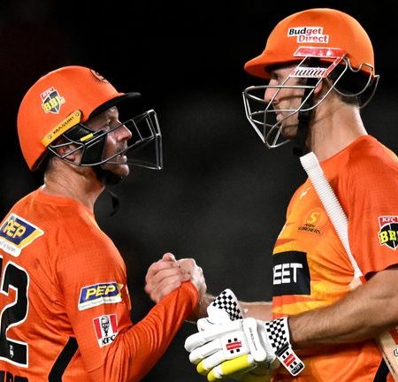 Mitchell Marsh And Colin Munro Star In Perth Scorchers’ Sixth Straight Win Over Melbourne Renegades