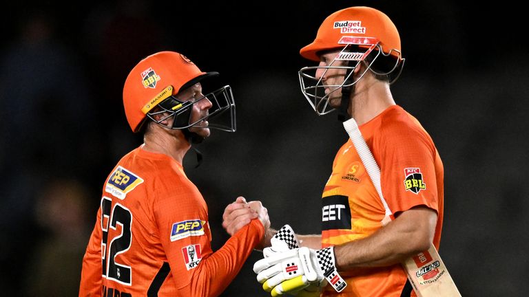 Mitchell Marsh And Colin Munro Star In Perth Scorchers’ Sixth Straight Win Over Melbourne Renegades