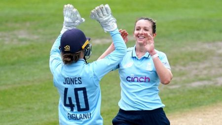 Heather Knight vows to ‘fight fire with fire’ during Women’s Ashes