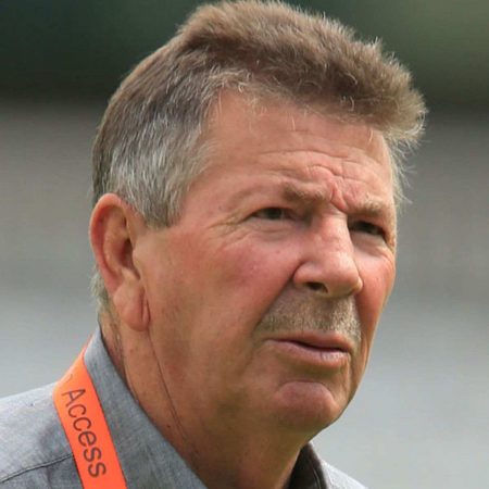 Rodney Marsh has died of a heart attack, the legendary Australian wicketkeeper.