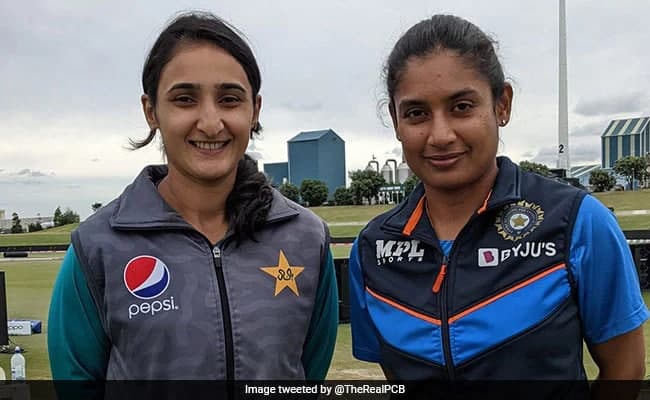 India’s Mithali Raj and Pakistan’s Bismah Maroof  “Exchange Greetings” Ahead Of Match In Women’s  World Cup