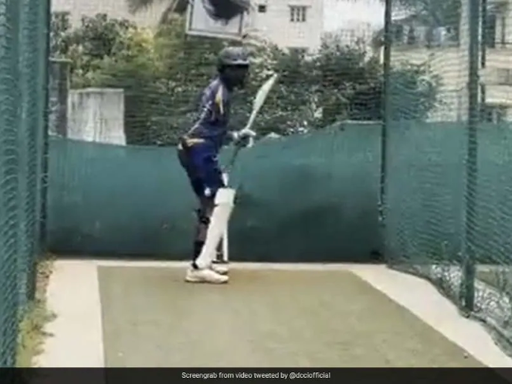 The Batting Display of This Differently Abled Indian Cricketer Impresses Harbhajan Singh