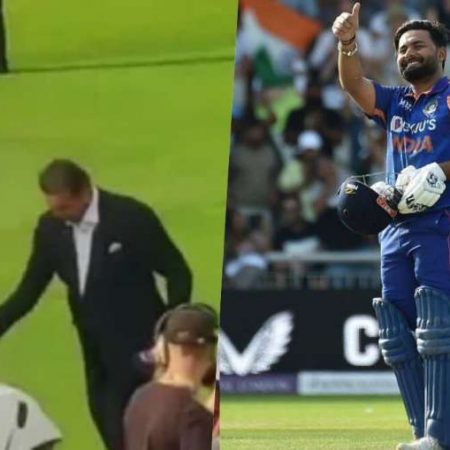 Rishabh Pant Presents Ravi Shastri With His Champagne Bottle As India Wins ODI Series Against England