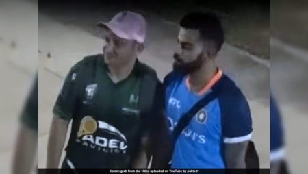 Virat Kohli Obliges a Pakistani Fan With a Selfie. 