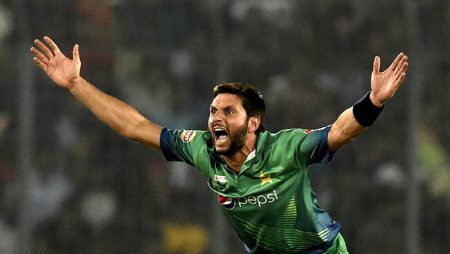 Shahid Afridi weighs in on the Asia Cup hosting controversy