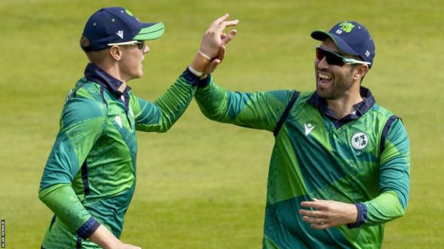 Bowlers overwhelm Jersey as Ireland completes a four-match winning streak in the T20 World Cup Europe Qualifier.
