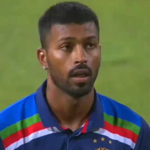 Hardik Pandya breaks down during the national anthem in the first T20I.