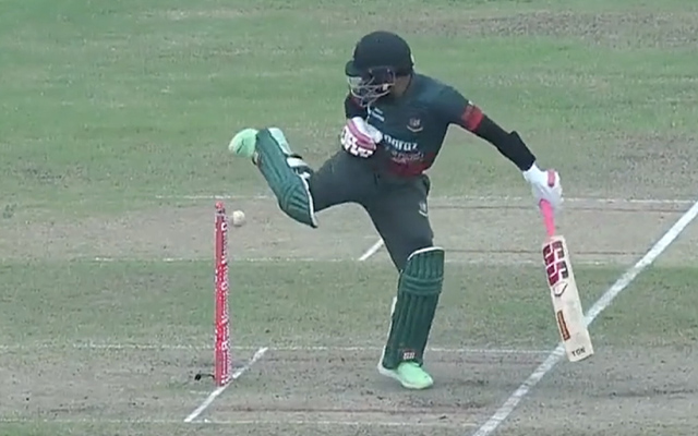 Mushfiqur Rahim football abilities fail to rescue his wicket during the third ODI, and the video goes viral.