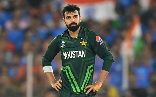 Why is Shadab Khan not playing in match 18 of the ICC World Cup 2023 vs Australia?