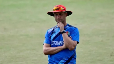 Jonathan Trott raises concerns over Dharamshala’s sandy outfield