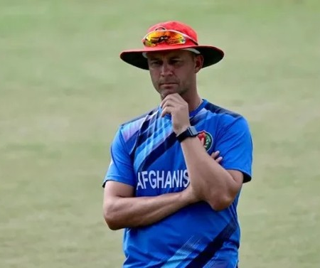 Jonathan Trott raises concerns over Dharamshala’s sandy outfield