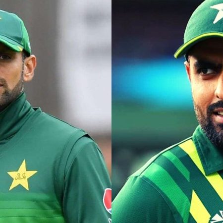 Shoaib Malik advises that Pakistan’s bowling lineup be changed.