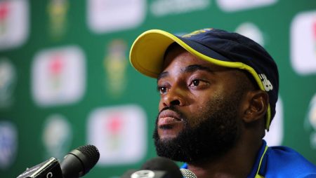 Temba Bavuma puts his strained hamstring to the test during South Africa’s optional training session