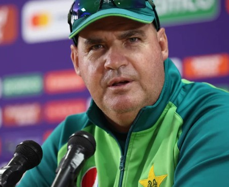Mickey Arthur discusses how strict security has affected Pakistan