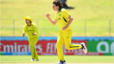 Australia’s Tom Straker throws out the final warning for the U-19 World Cup