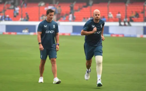 Jack Leach set to undergo knee surgery following injury during India series